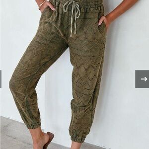 Lola Cotton Pocketed Eyelet Joggers